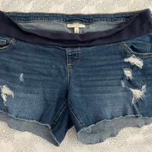Maternity Shorts Size XL